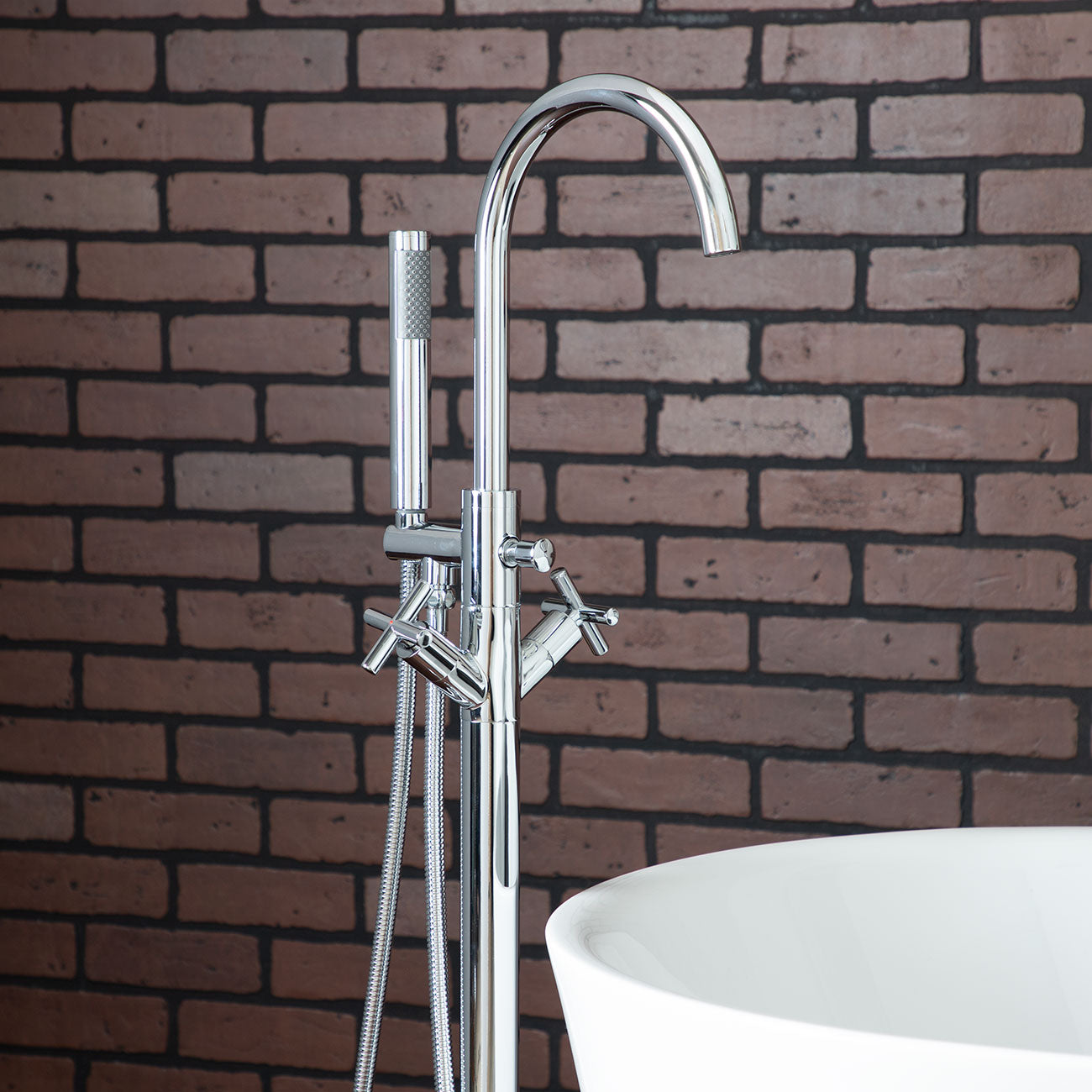 Contemporary Freestanding Bathtub Faucet - Chrome | Alternative Image 03