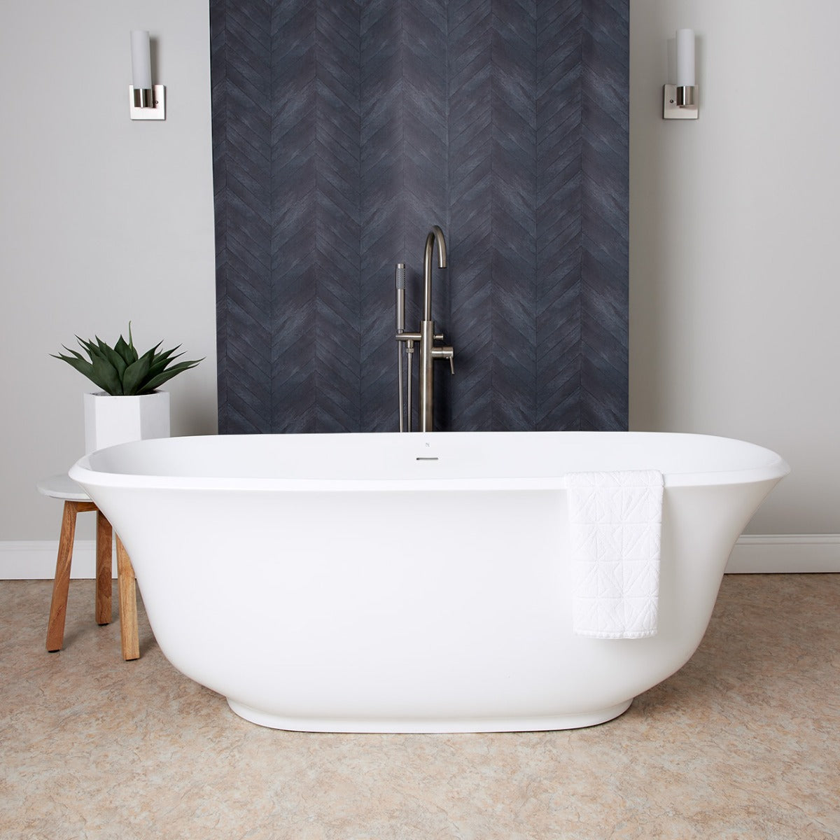 Hampshire | Alternative Image 01 | length:67 | drain finish:Polished Brass