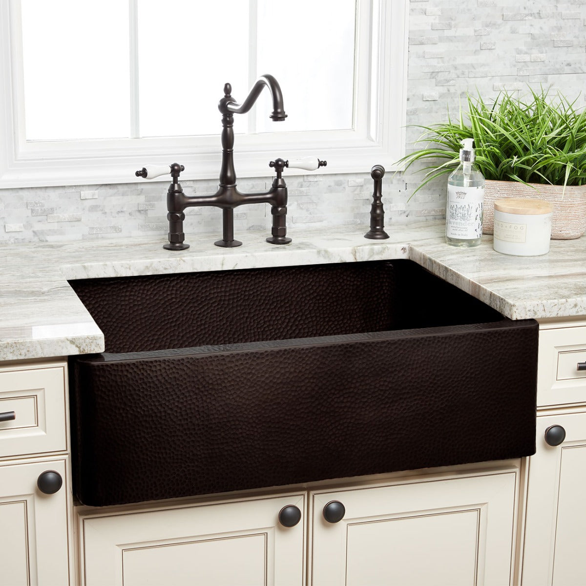 33" x 22" Copper Single Bowl Farmhouse Sink - Dark Copper | Alternative Image 01 | finish:Dark Copper