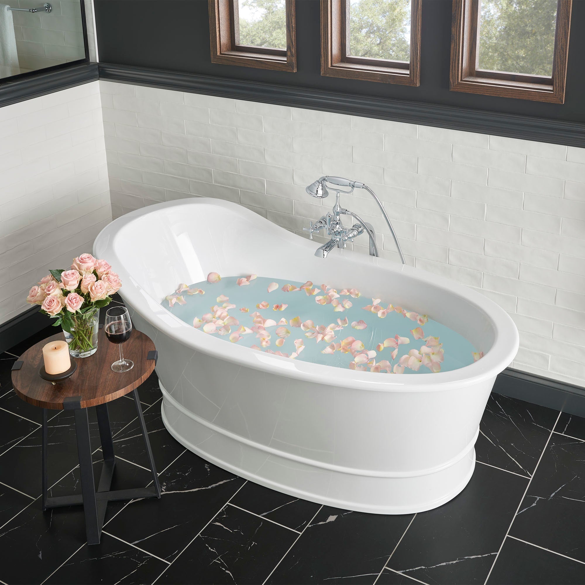 66 Inch Oak Hill Acrylic Freestanding Bathtub | Alternative Image 03 | drain finish:Matte Black